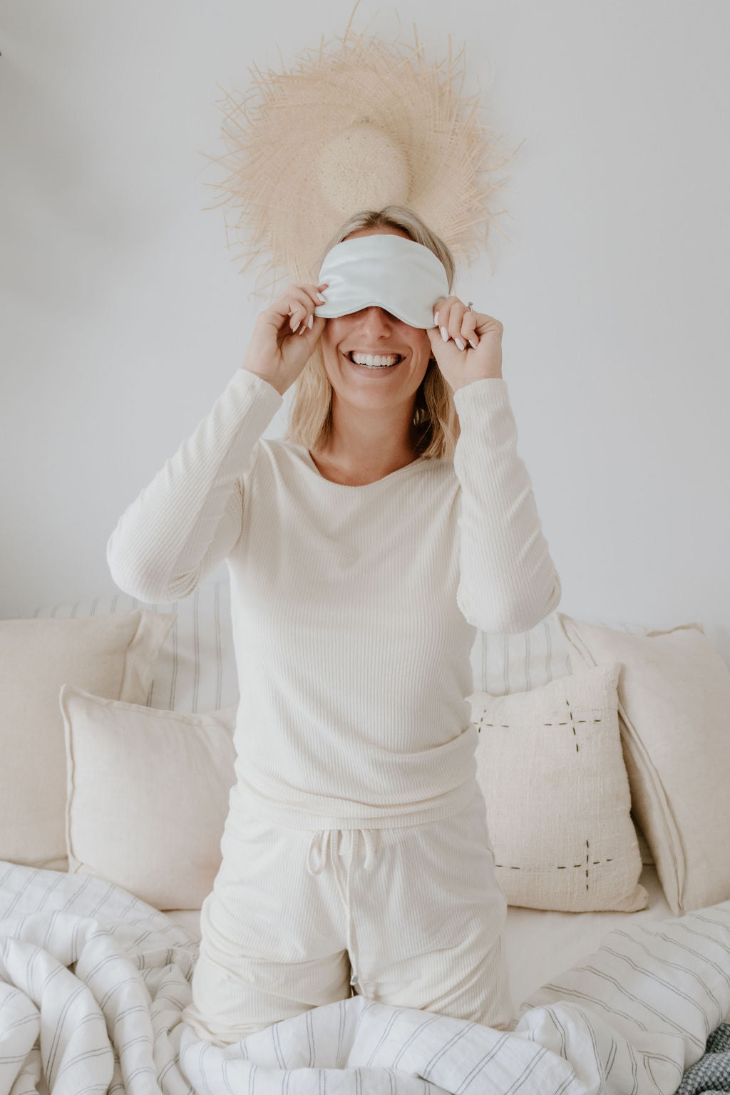 Luxurious 100% mulberry silk eye mask